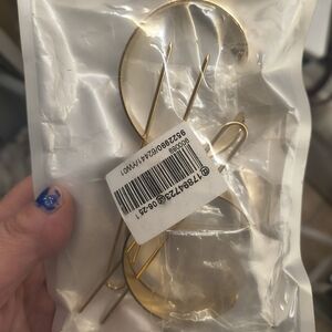 2x Gold Colored Hair Bun Cuffs With Pin
